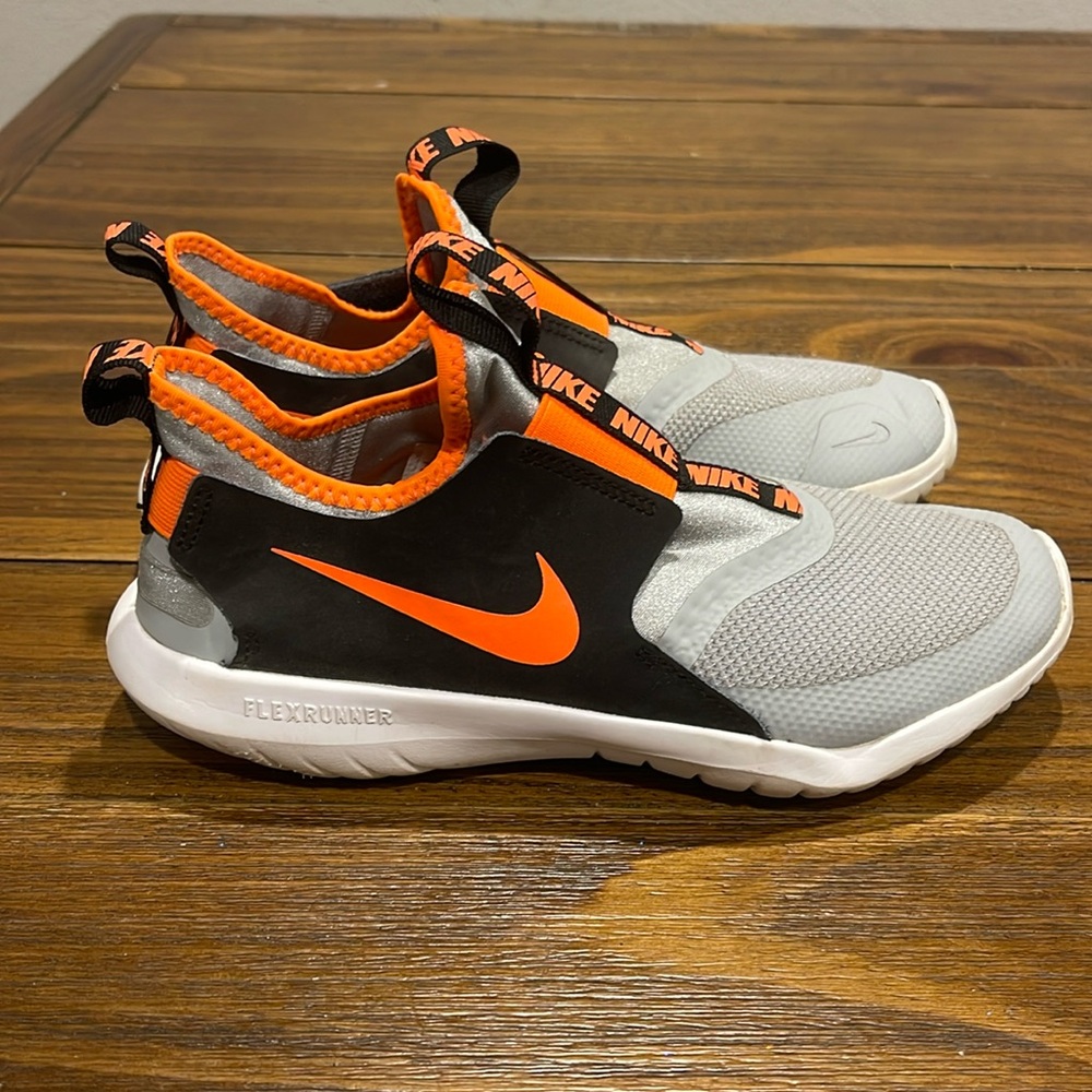 Nike youth shoes